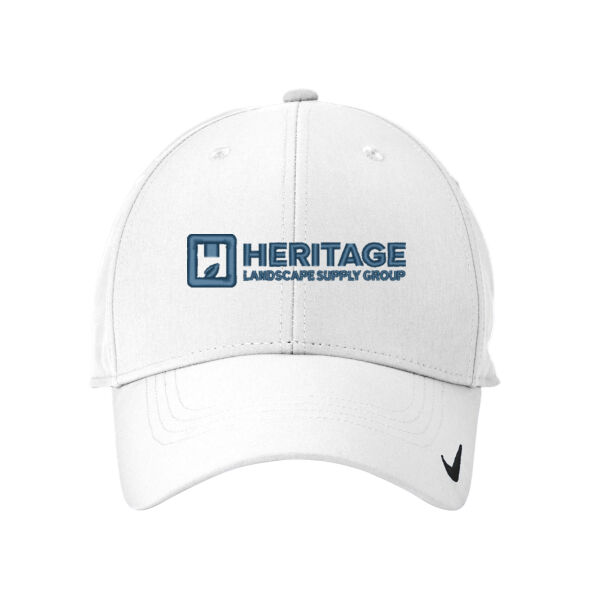   - Dri FIT Legacy Cap Thumbnail