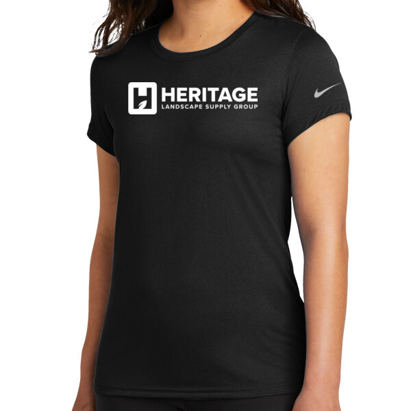   - Women's Swoosh Sleeve rLegend Tee Thumbnail